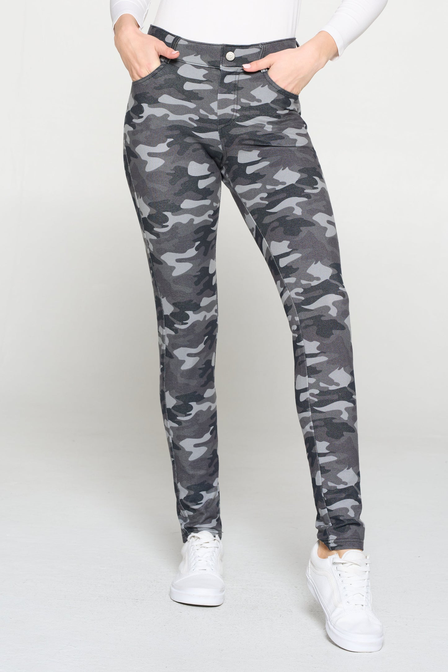 Women's Camouflage 5-Pocket Cotton Blend Jeggings