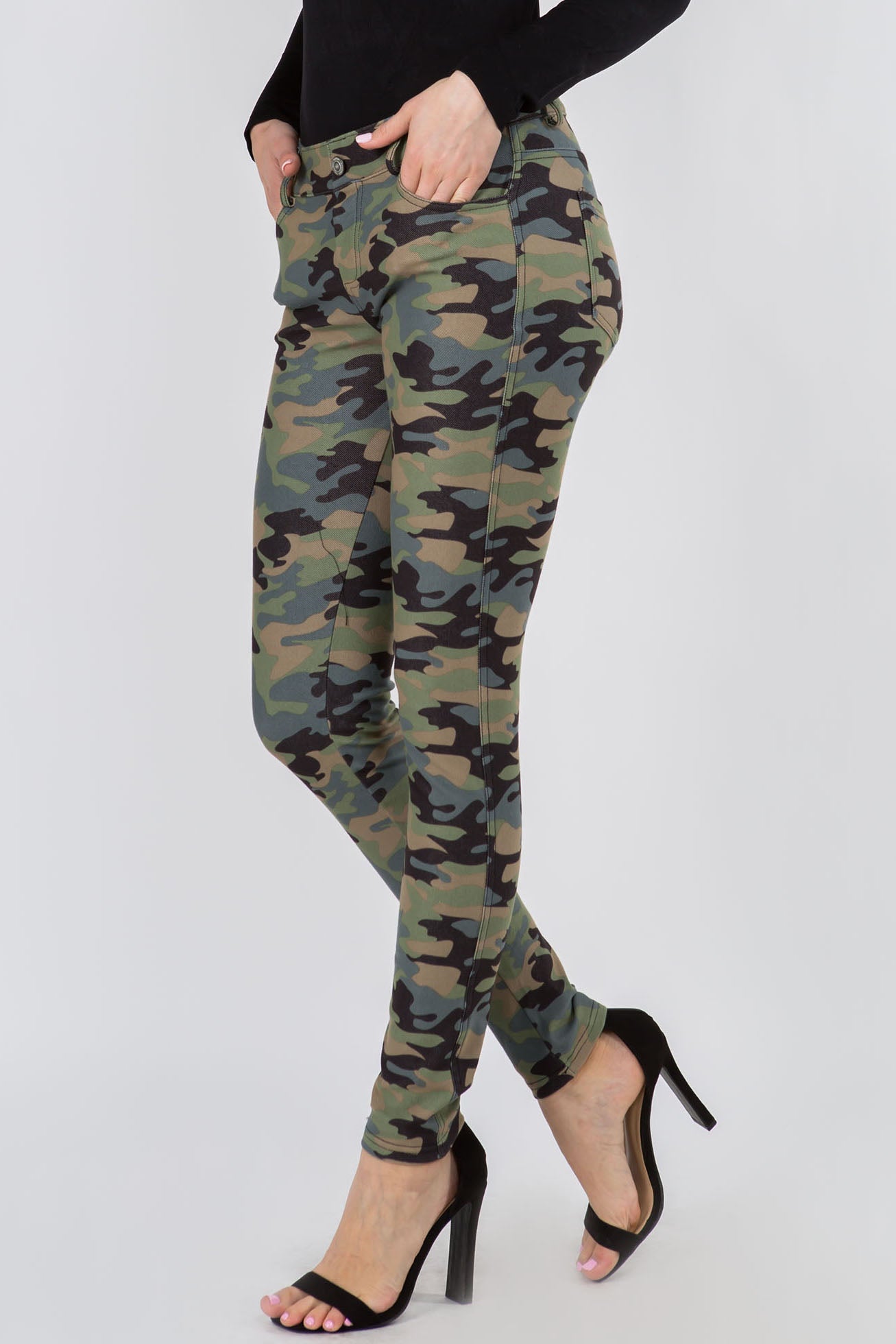 Women's Camouflage 5-Pocket Cotton Blend Jeggings