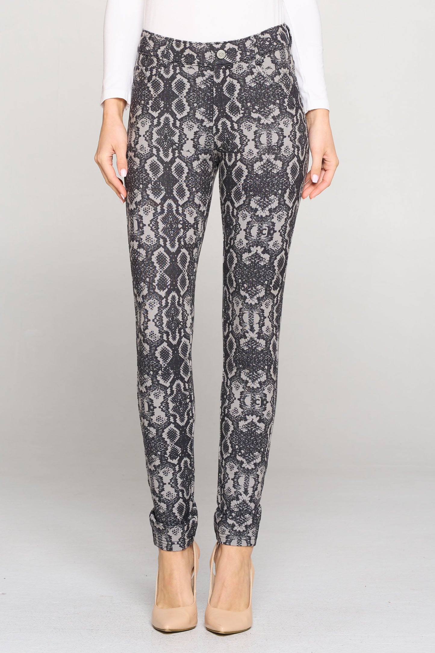 Women's Snakeskin Print 5-Pocket Jeggings