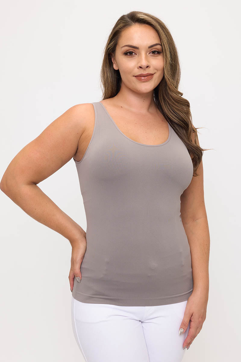 Women's Reversible Seamless U/V-Neckline Tank with Built-In Bra - Yelete